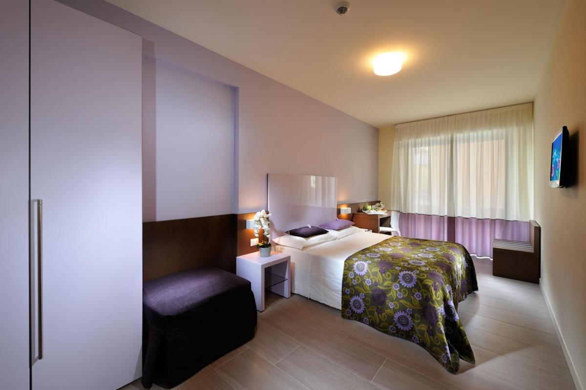 Hotel Luciana Bibione Bagian luar foto