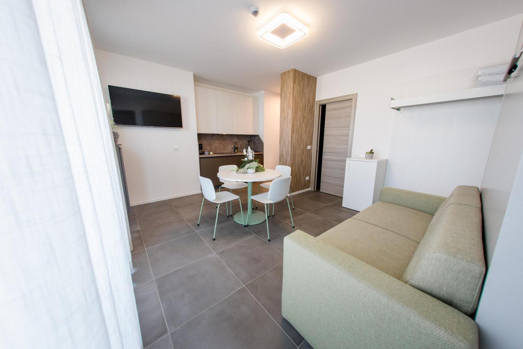 Hotel Luciana Bibione Bagian luar foto