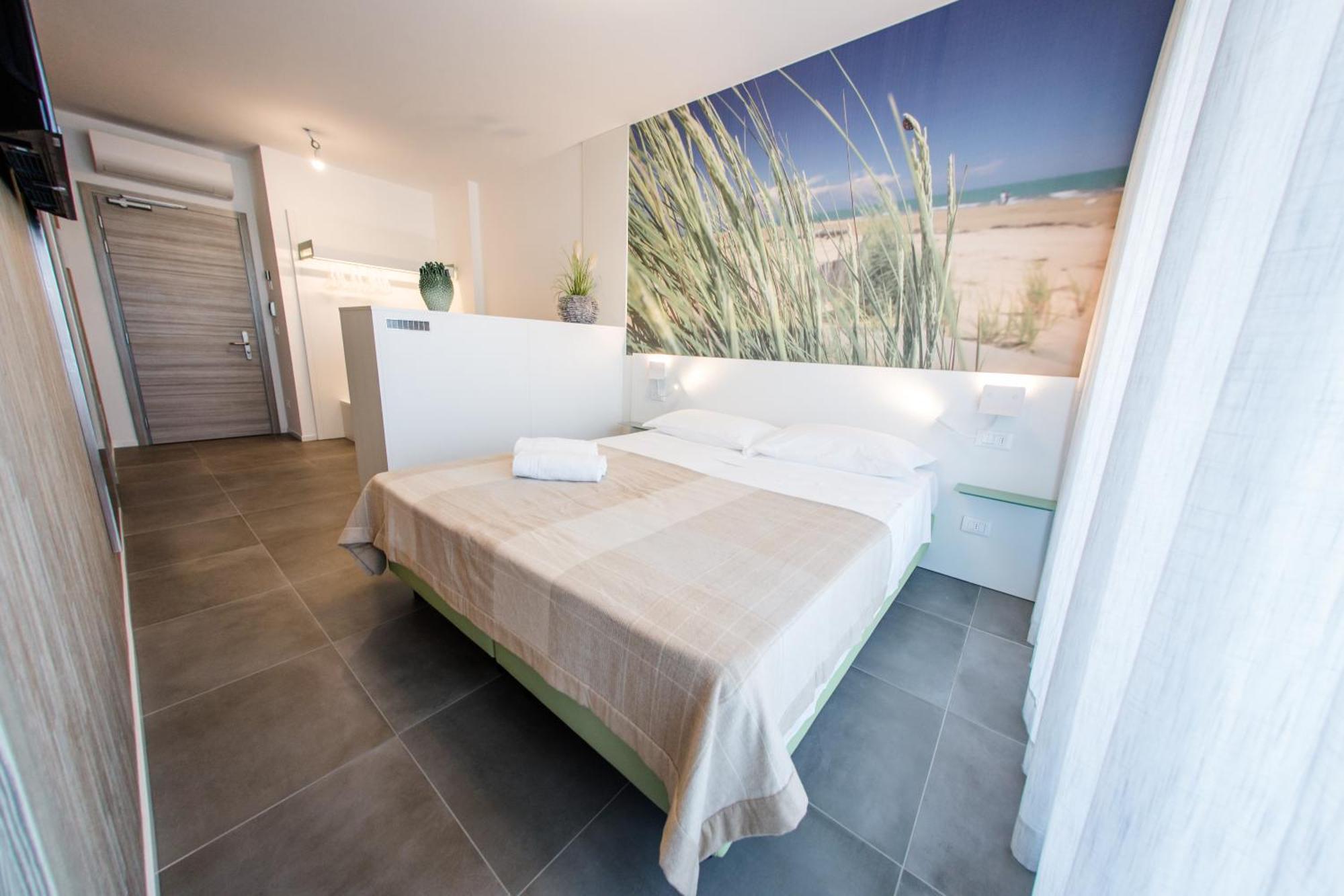 Hotel Luciana Bibione Bagian luar foto