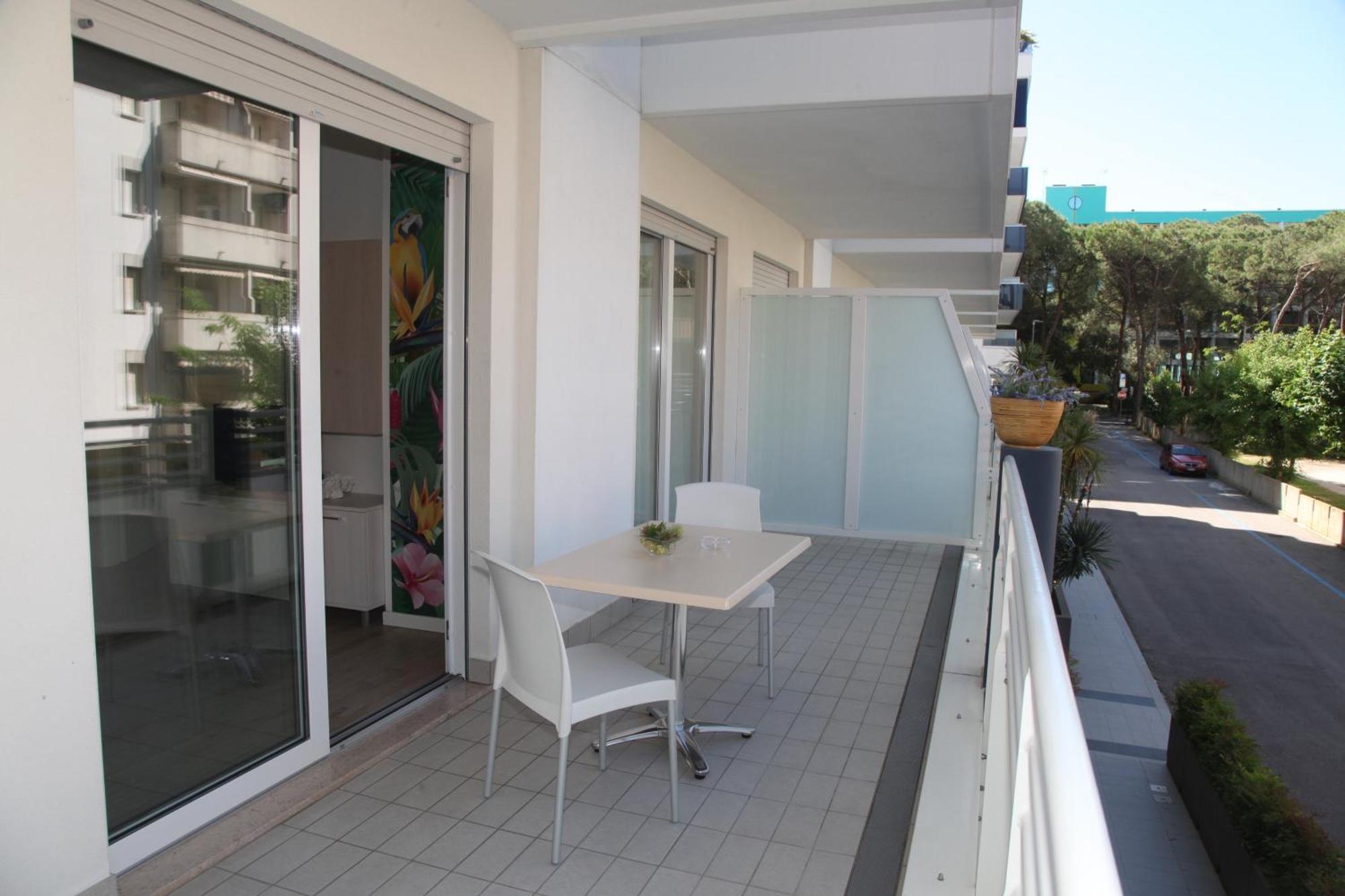 Hotel Luciana Bibione Bagian luar foto