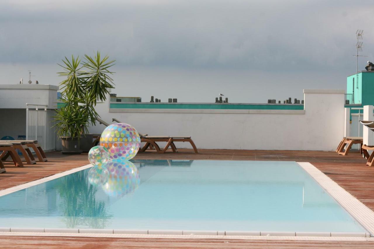 Hotel Luciana Bibione Bagian luar foto