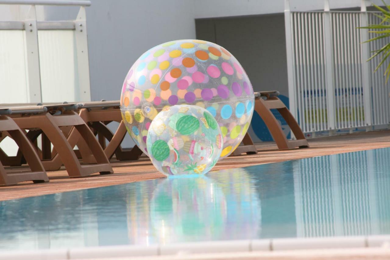 Hotel Luciana Bibione Bagian luar foto